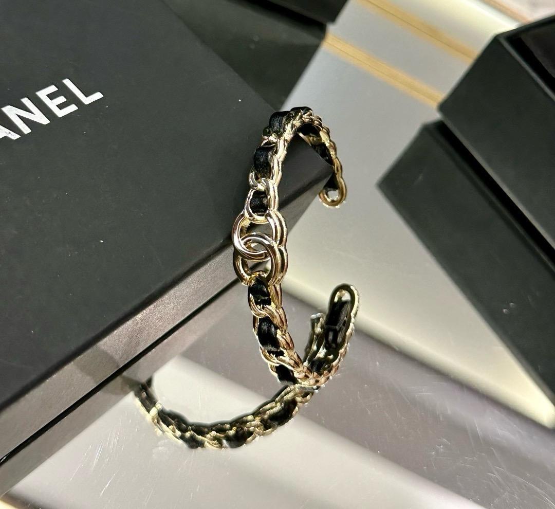 CHANEL シャネル プレスレット