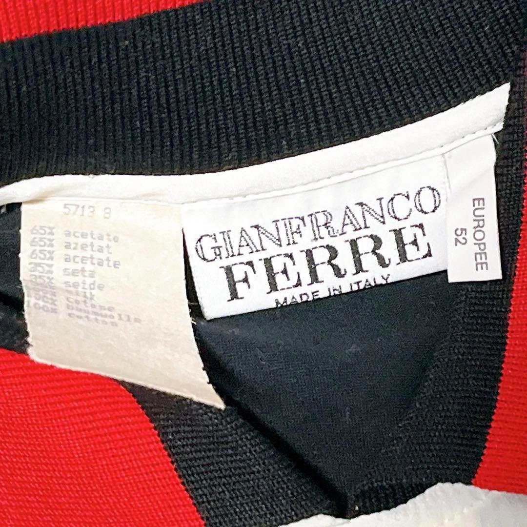 極美品ジャンフランコフェレ クリーム色 SILK 長袖 チュニック　金色ボタン 極美品ジャンフランコフェレ クリーム色 SILK 長袖 チュニック