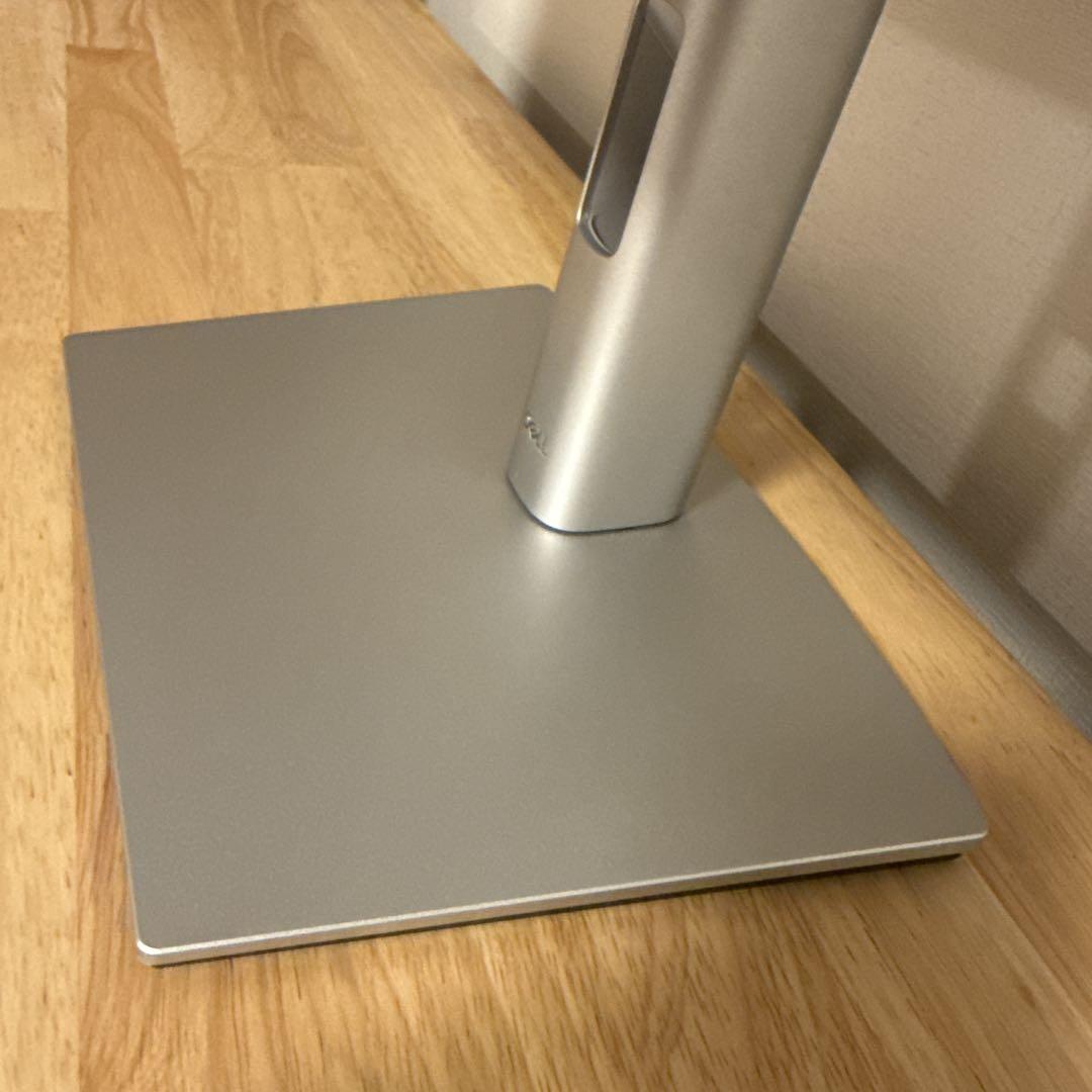 DELL モニター P2423DE 23.8 QHD USB-C