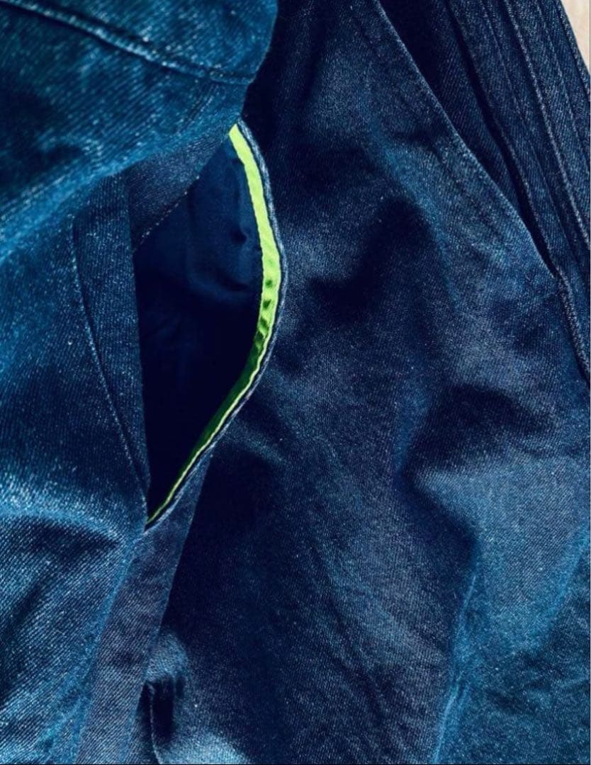 アディダス デニム　ジーンズ　スリーライン