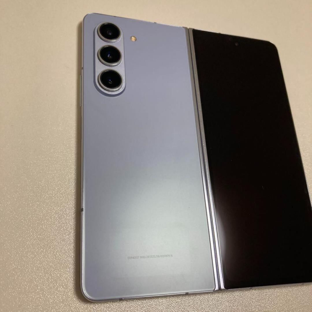 Galaxy Z Fold5 ブルー 256GB SIMフリー b19 41dipQPz48L.jpg