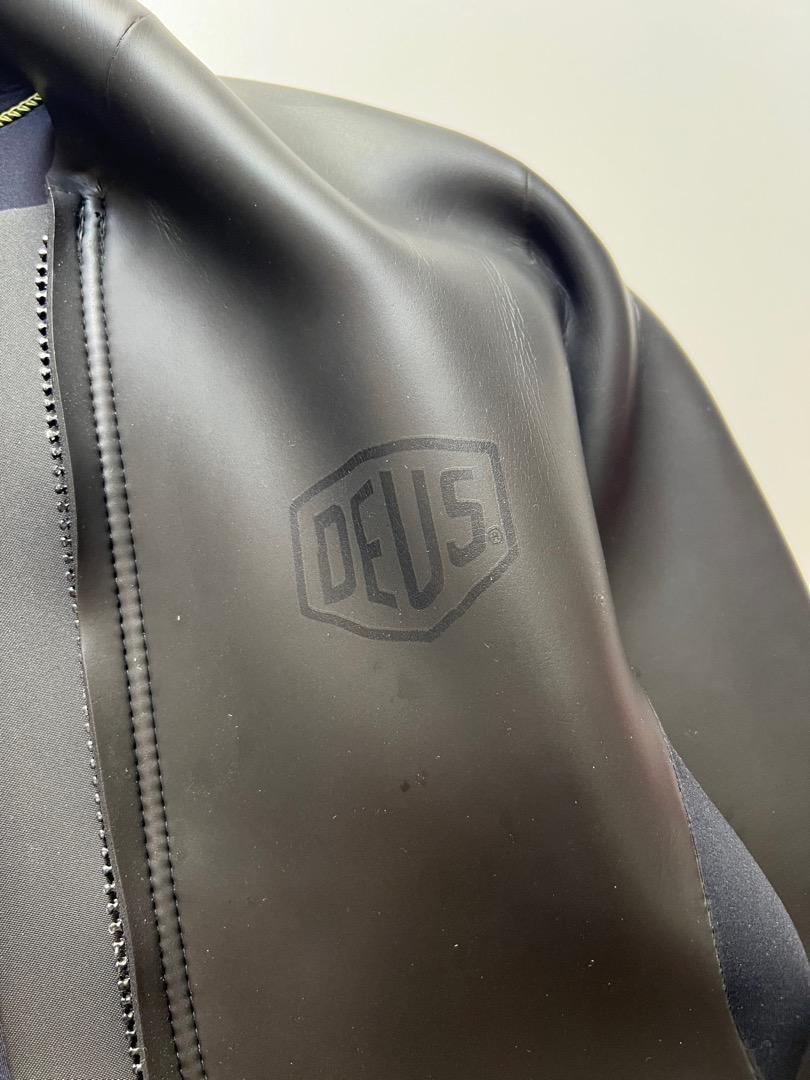 スポーツ・ DEUS WETSUITS FRONT ZIP L/S TAPPER YoKGs-m48492508527 レジャー