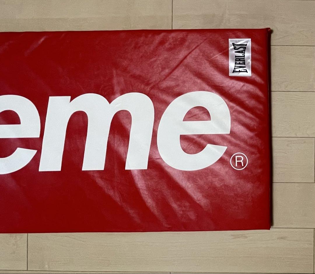 卍 シュプリームSupreme