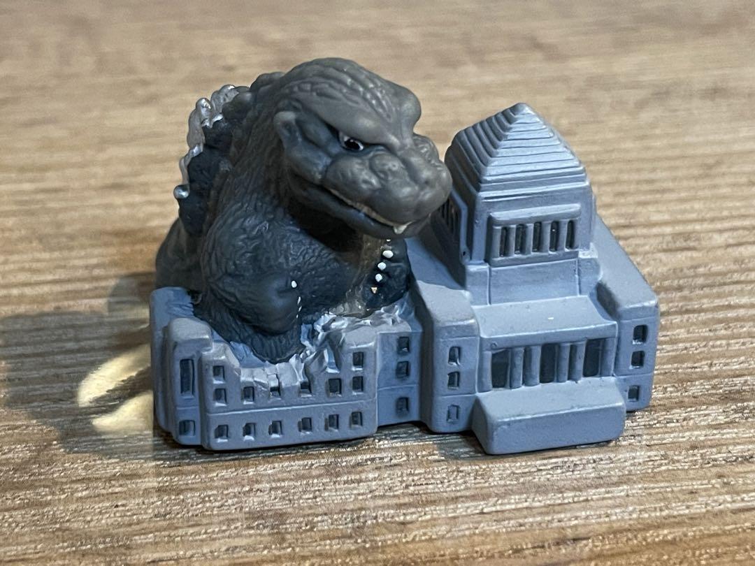 ゴジラ　フィギュア レア物