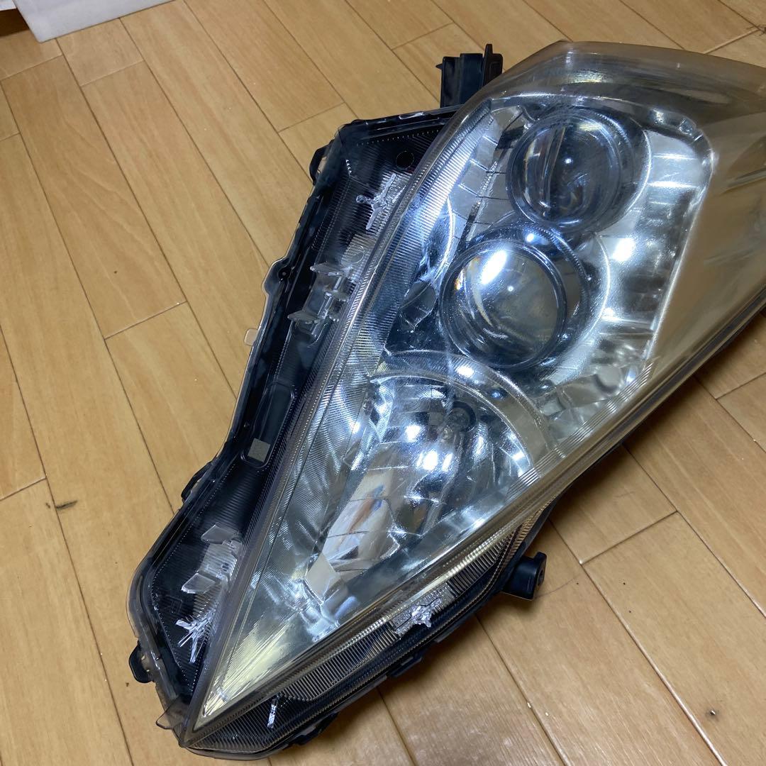 プリウス@ LEDヘッドライト プリウス@ LEDヘッドライト