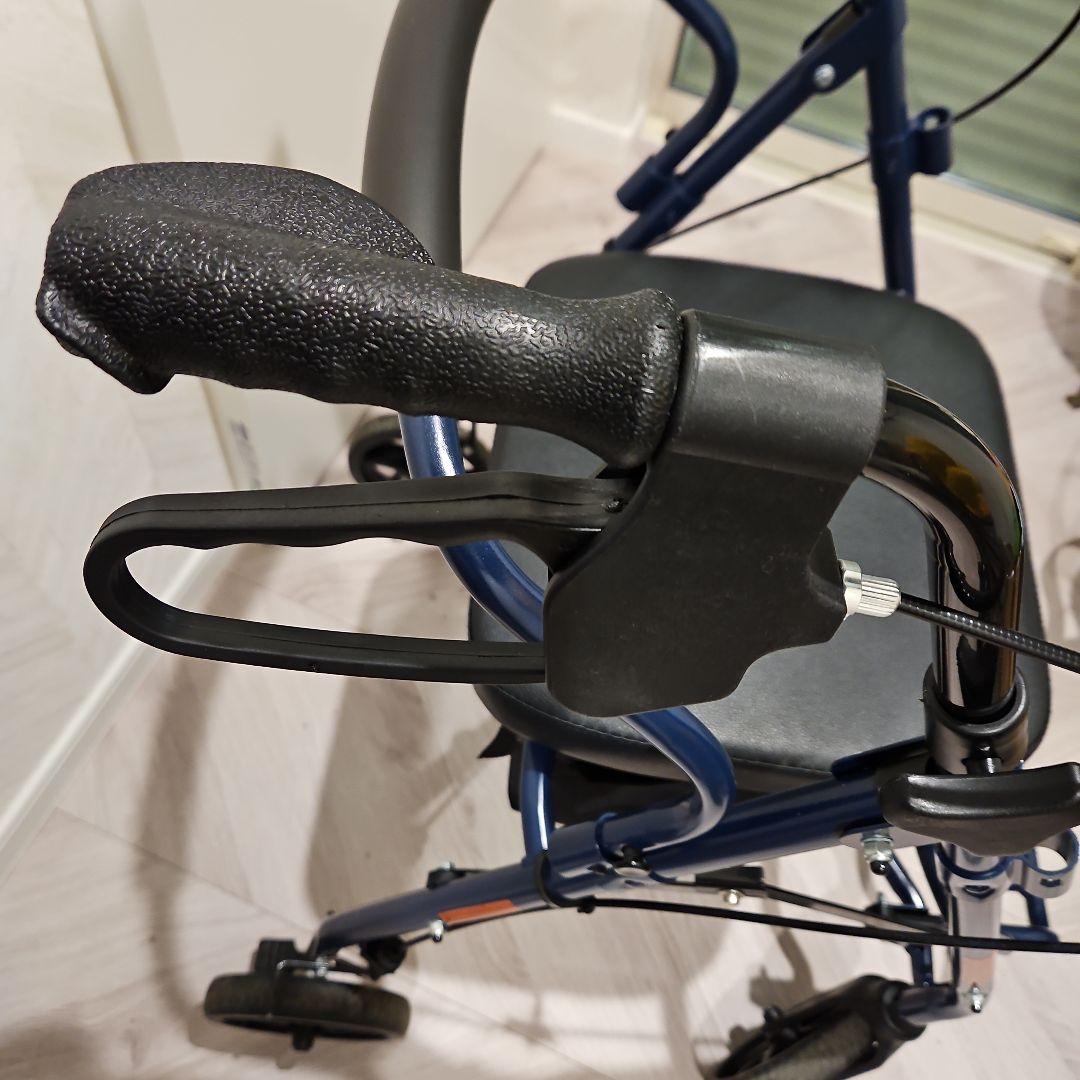 美品 シルバーカー 歩行補助 介助 ブレーキ 収納付き 介護用品 引き取り限定