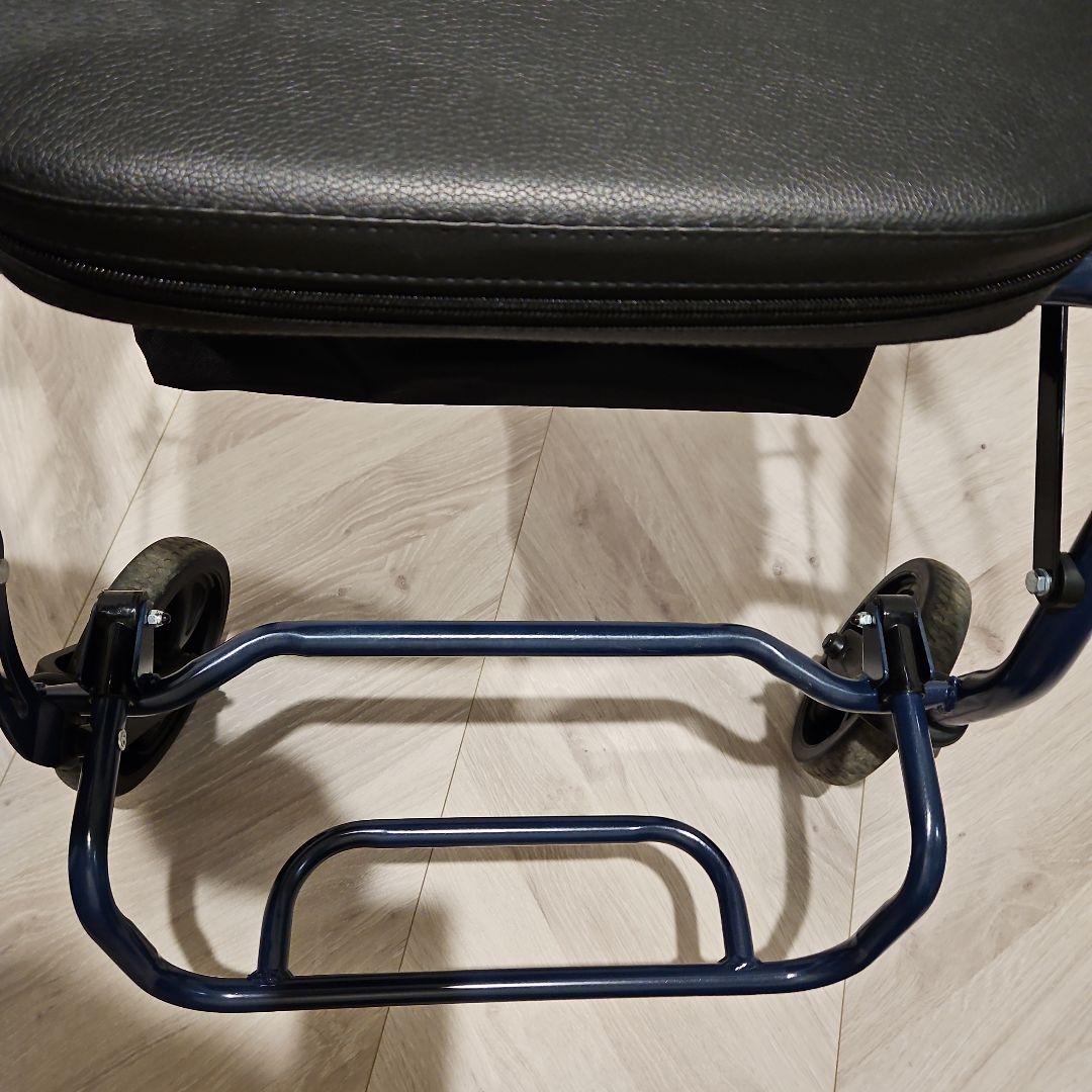 美品 シルバーカー 歩行補助 介助 ブレーキ 収納付き 介護用品 引き取り限定