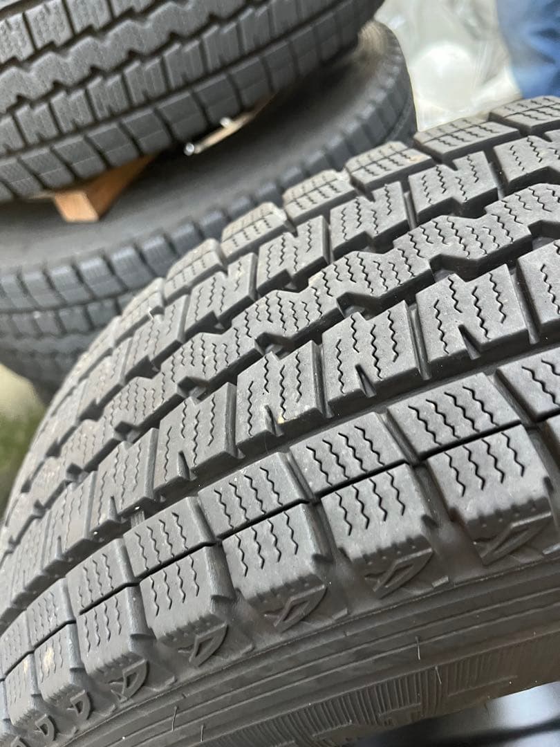 スタッドレスタイヤ ホイールタイヤセット