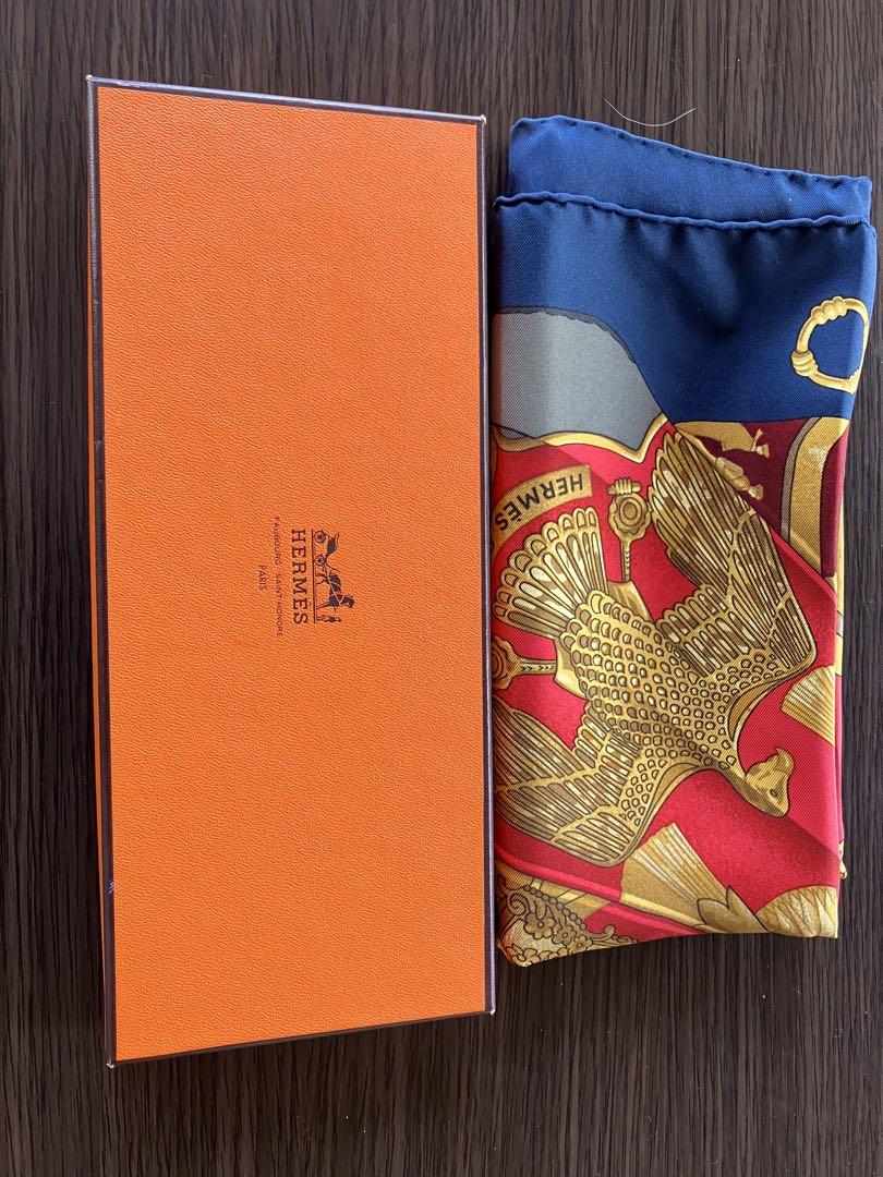 HERMES エルメス カレ90 スカーフ シルク 赤と金 装飾付き