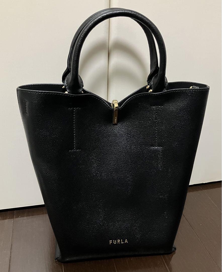 FURLA バケットバック