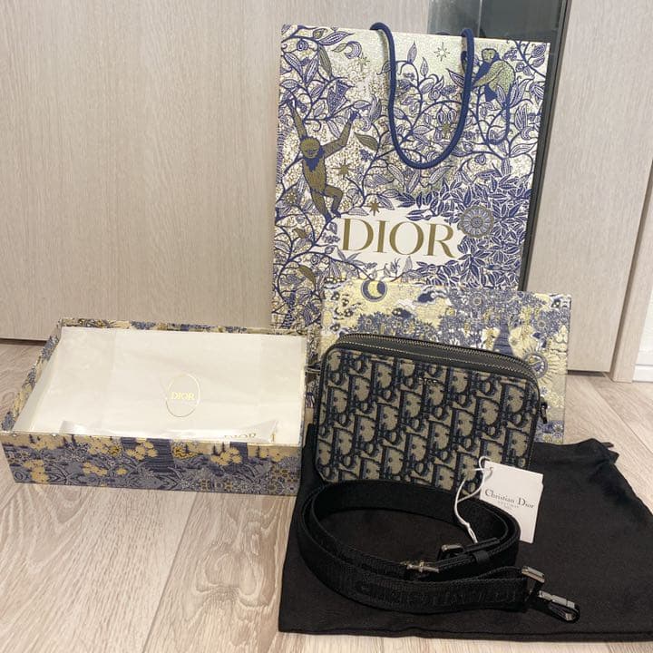 完売品】DIOR ショルダーストラップ ポーチ | iunhi.edu.mx