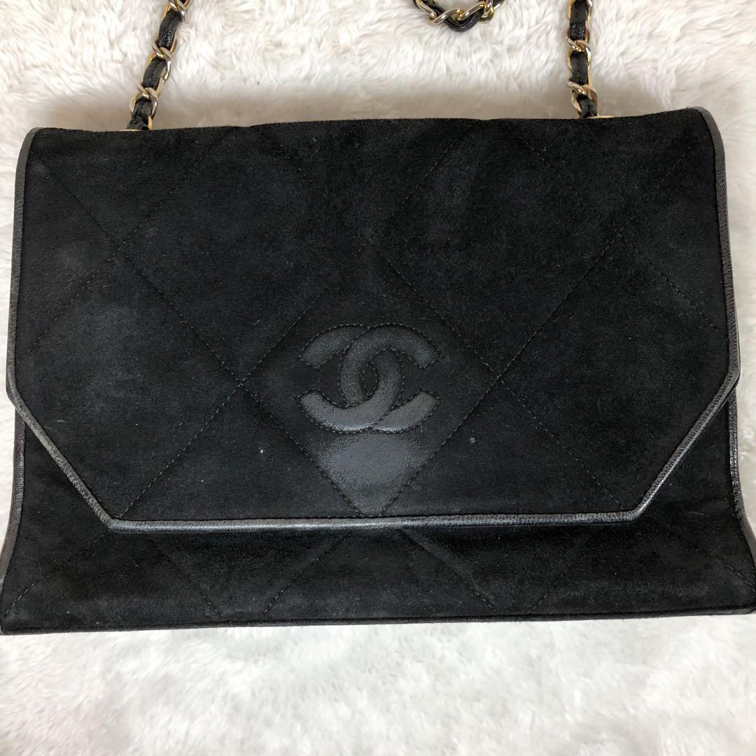 卍 CHANEL