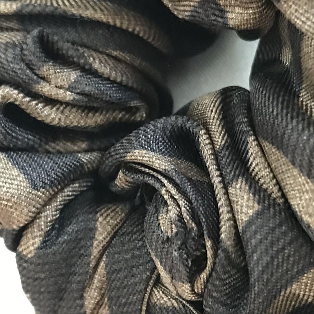 【美品！】FENDI ズッカ柄　シルク製　リボンシュシュ　ヘアゴム　箱付き