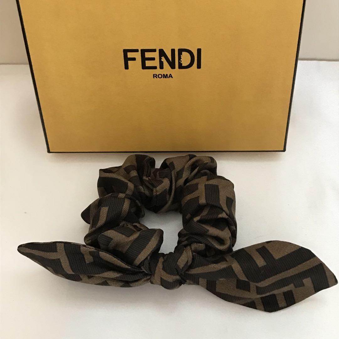 【美品！】FENDI ズッカ柄　シルク製　リボンシュシュ　ヘアゴム　箱付き