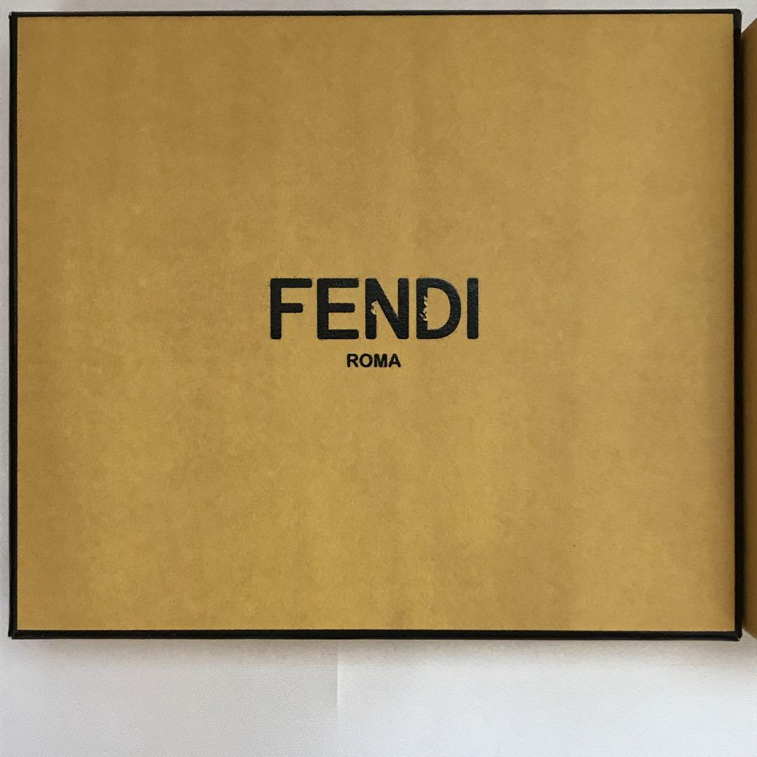 【美品！】FENDI ズッカ柄　シルク製　リボンシュシュ　ヘアゴム　箱付き