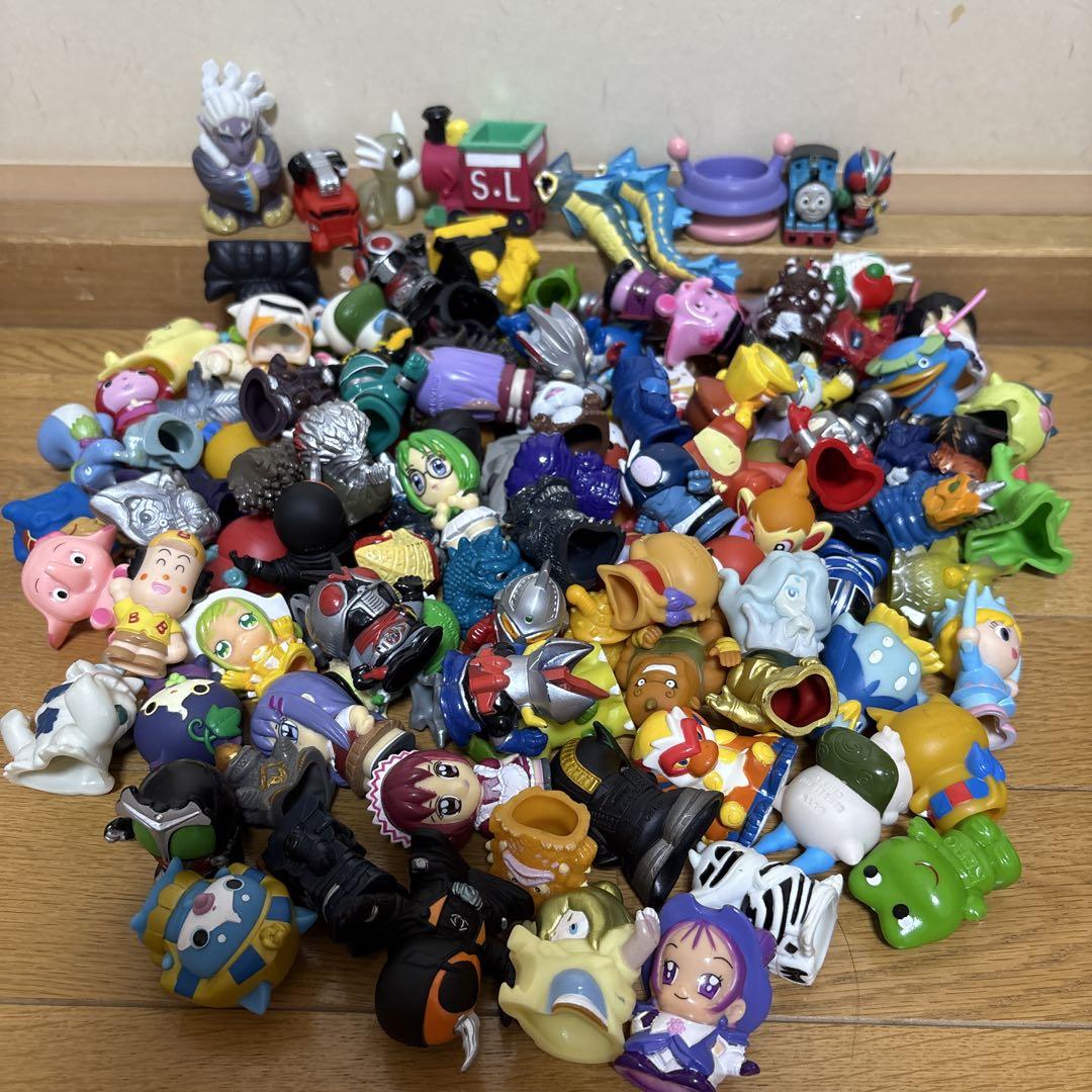 指人形　130個　ポケモン アンパンマン 仮面ライダー ゴジラ 妖怪ウォッチ他