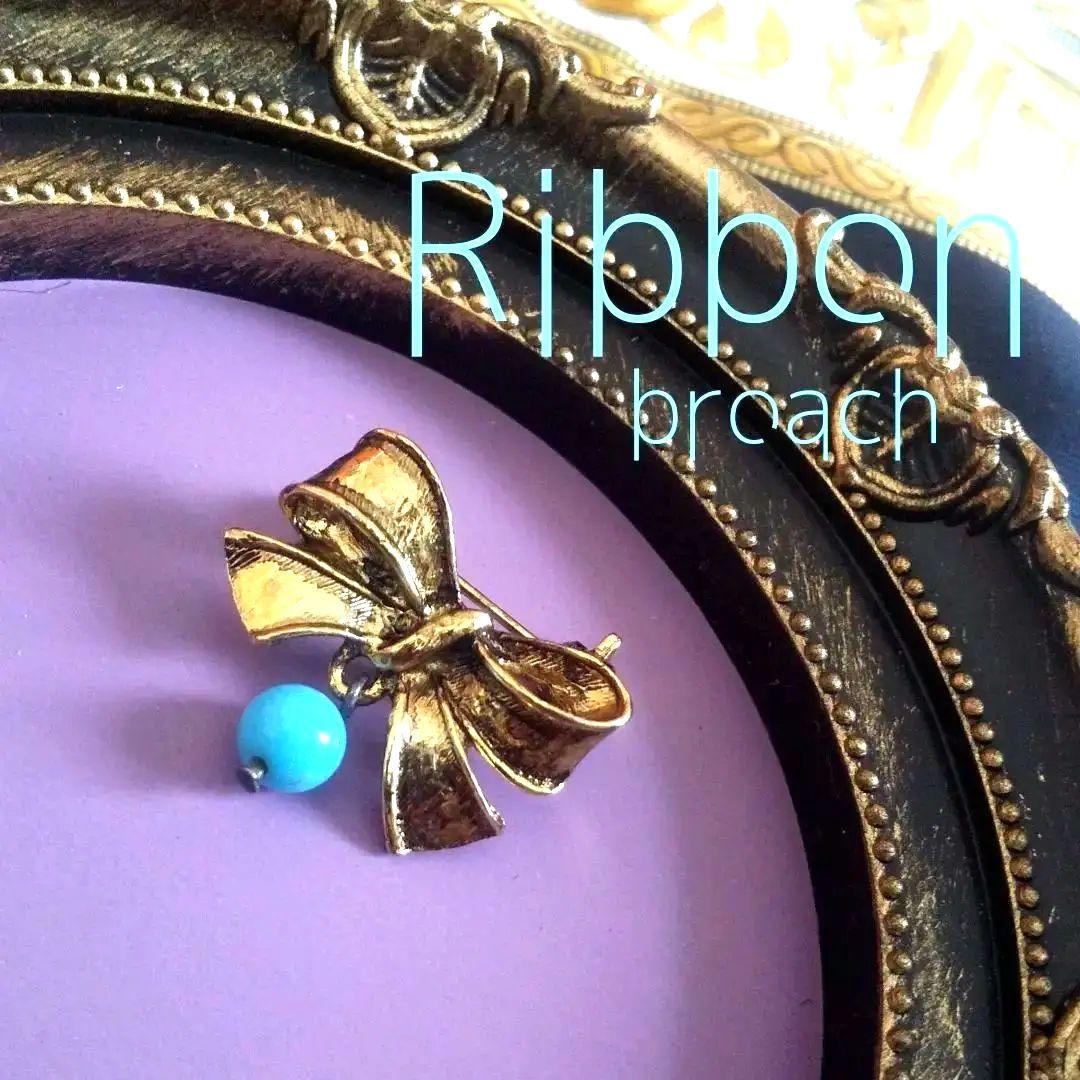 アンティーク 小さなリボンブローチ 水色ストーン 可愛らしい Ribbon 青 - メルカリ アンティーク 小さなリボンブローチ 水色ストーン 可愛らしい Ribbon 青 - メルカリ