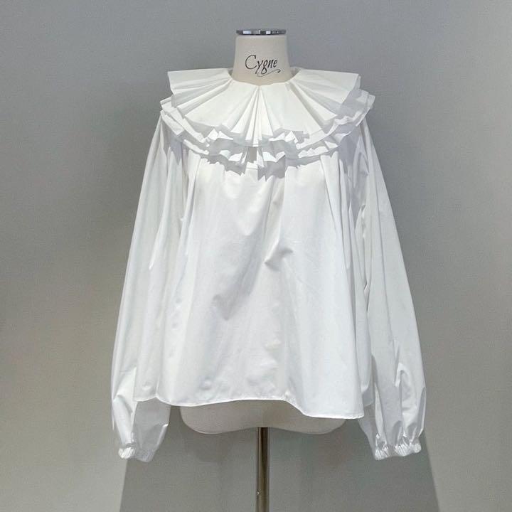 【完売品】cygne プリーツカラーブラウス lea ホワイト