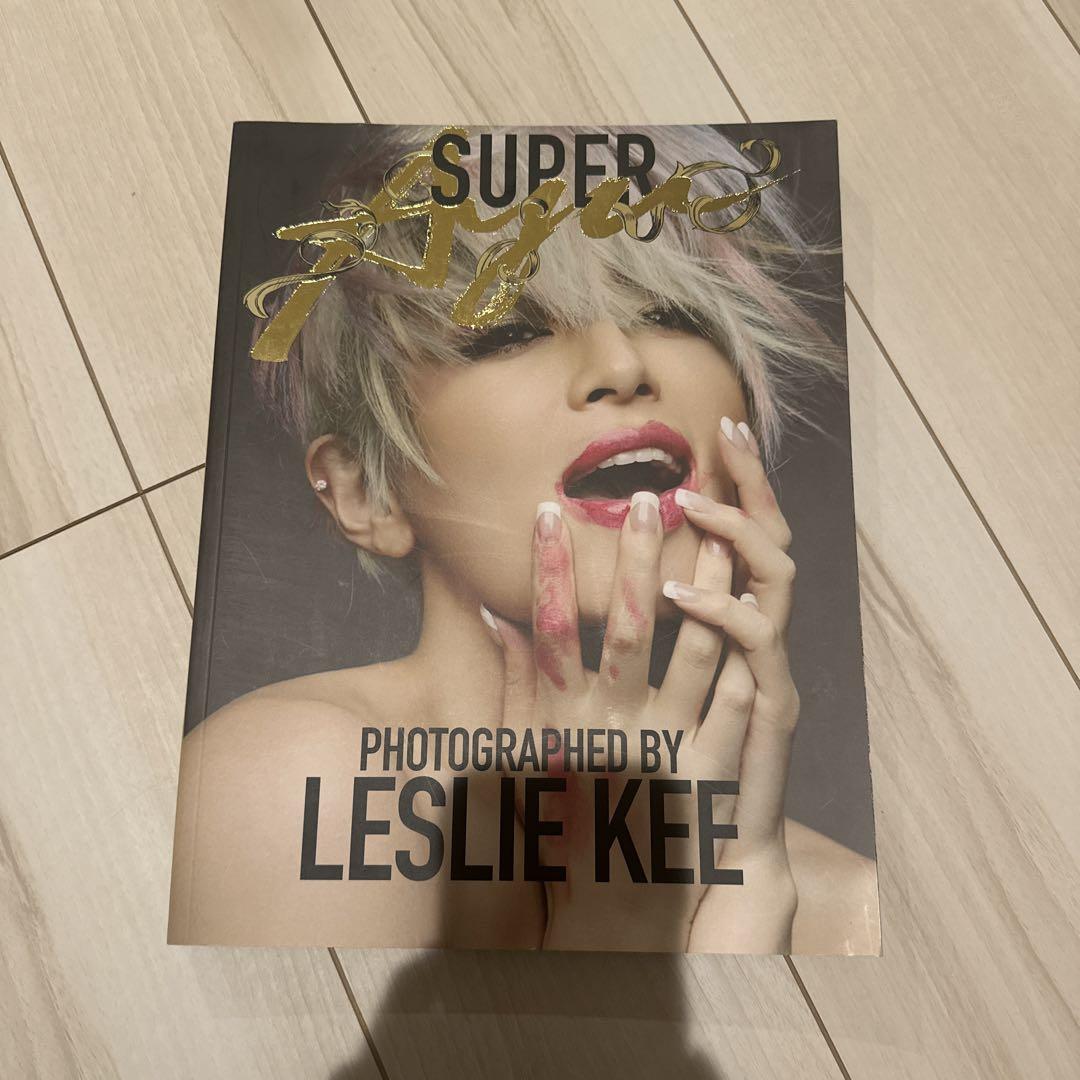 美品　浜崎あゆみ　非売品　2012写真集 29,250円