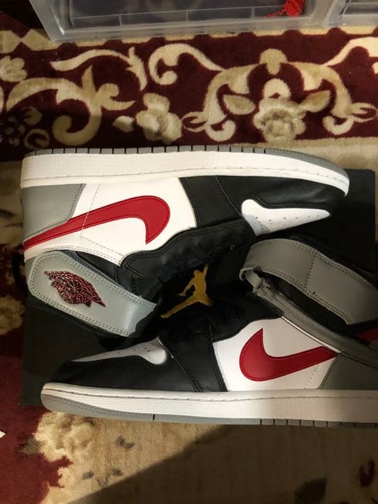 NIKE AIRジョーダン １FLYEASE