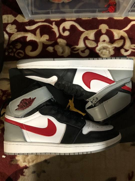 NIKE AIRジョーダン １FLYEASE