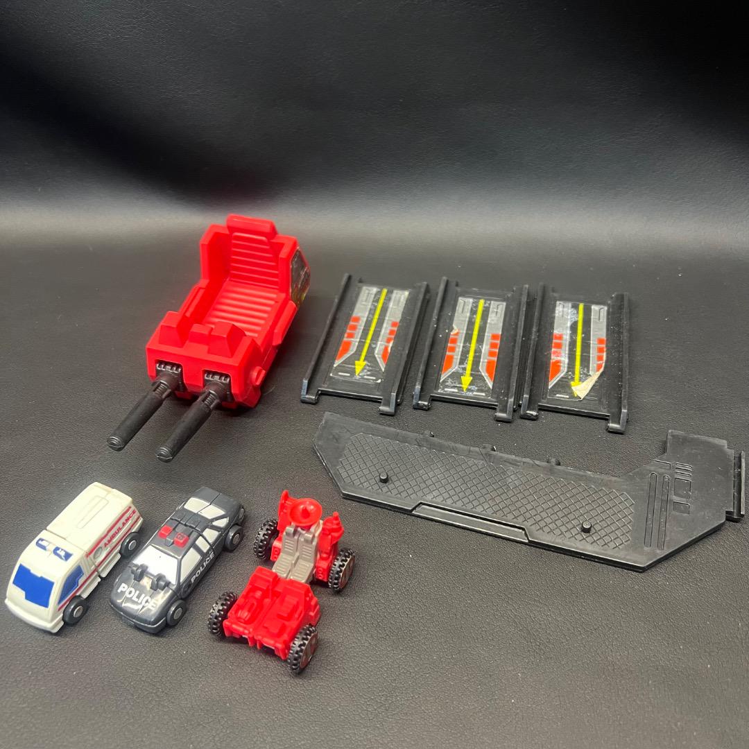 〇J⑥1054 トランスフォーマー ロケットベース 部品 まとめ