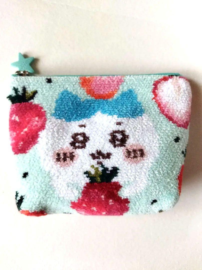 ☆お値下げしました☆　ちいかわ　フェイラー　ハチワレ　ストロベリードット　ポーチ
