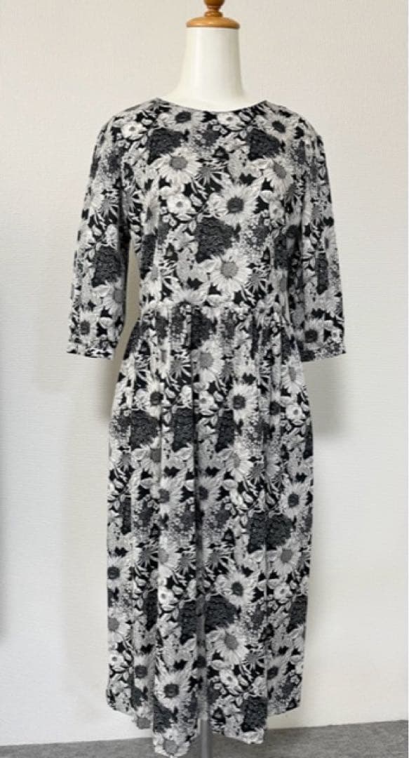 い出のひと時に、とびきりのおしゃれを! リバティ パフスリーブ