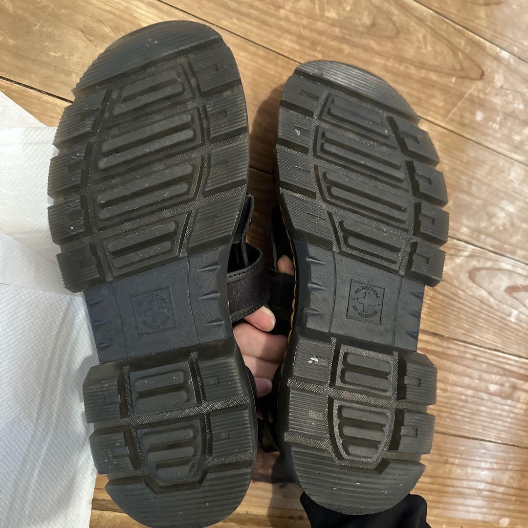 Dr.Martens PEARSON マルチストラップ サンダル