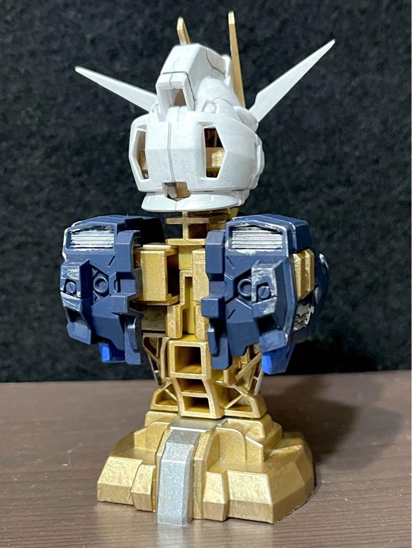 機動戦士ガンダムMSメカニカルバスト　3体セット　ルミナスユニット１個付き