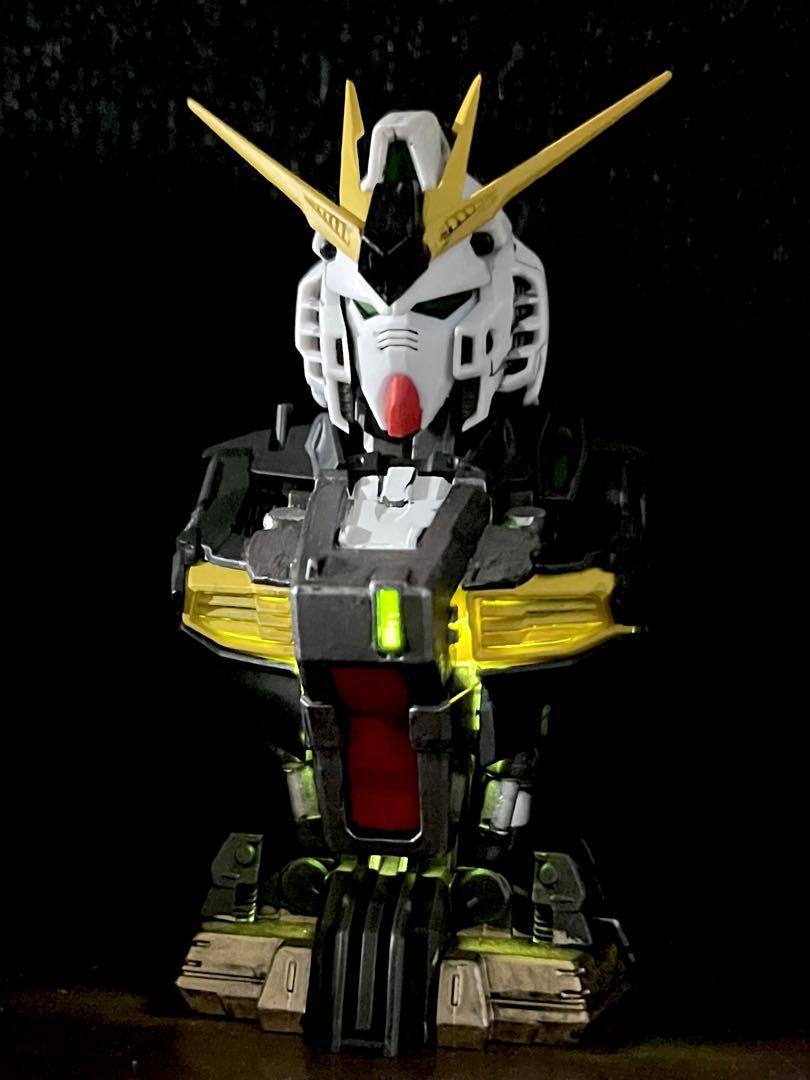 機動戦士ガンダムMSメカニカルバスト　3体セット　ルミナスユニット１個付き