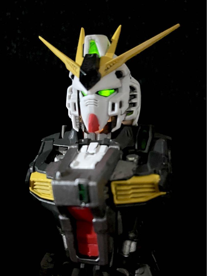 機動戦士ガンダムMSメカニカルバスト　3体セット　ルミナスユニット１個付き