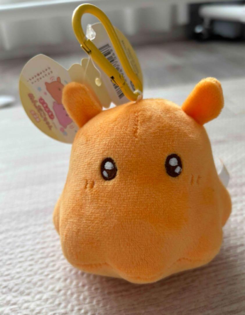 オレンジ色の動物型マスコット