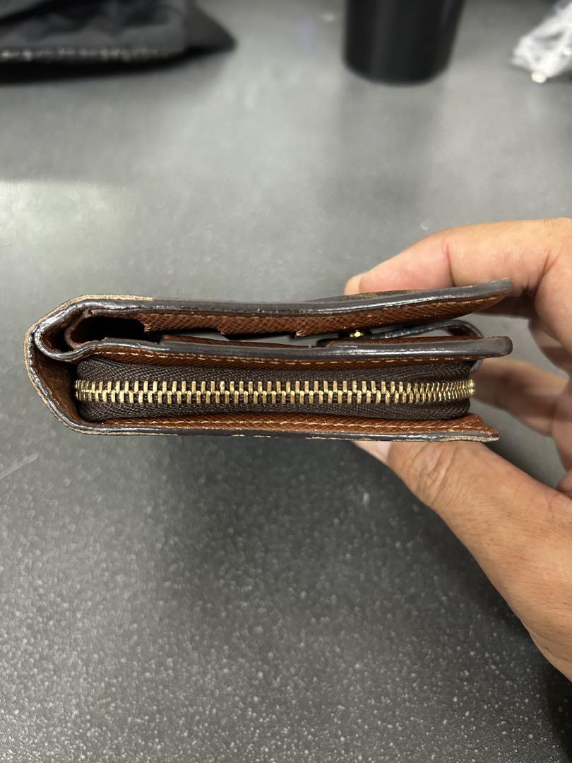 LOUIS VUITTON モノグラム 二つ折り財布　ブラウン