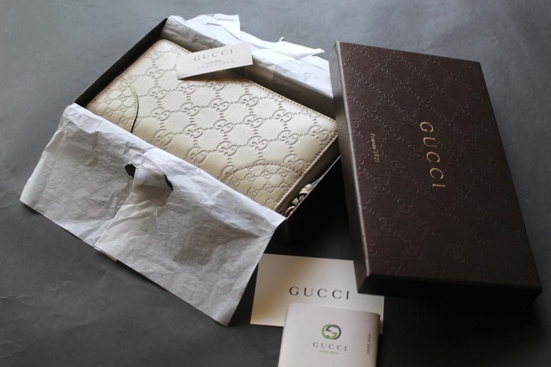 GUCCI 長財布 アイボリー レザー