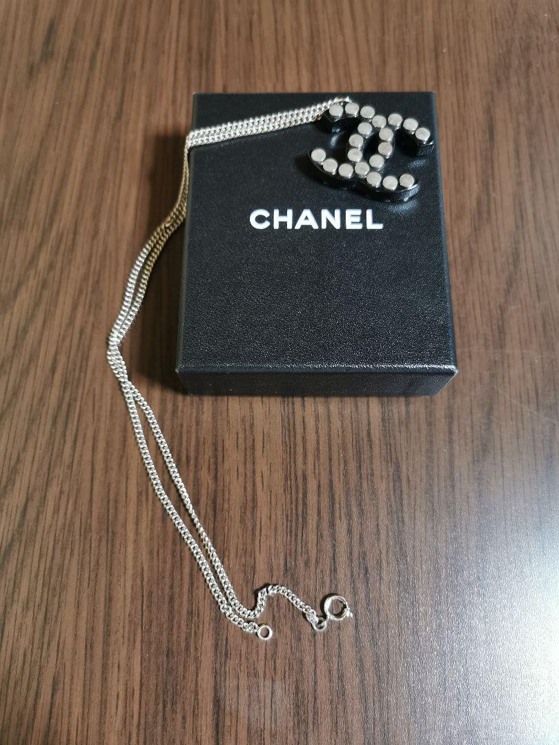 メルカリ シャネル シルバースタッズ ネックレス シャネル 33 333 中古や未使用のフリマ メルカリ シャネル シルバースタッズ ネックレス シャネル 33 333 中古や未使用のフリマ