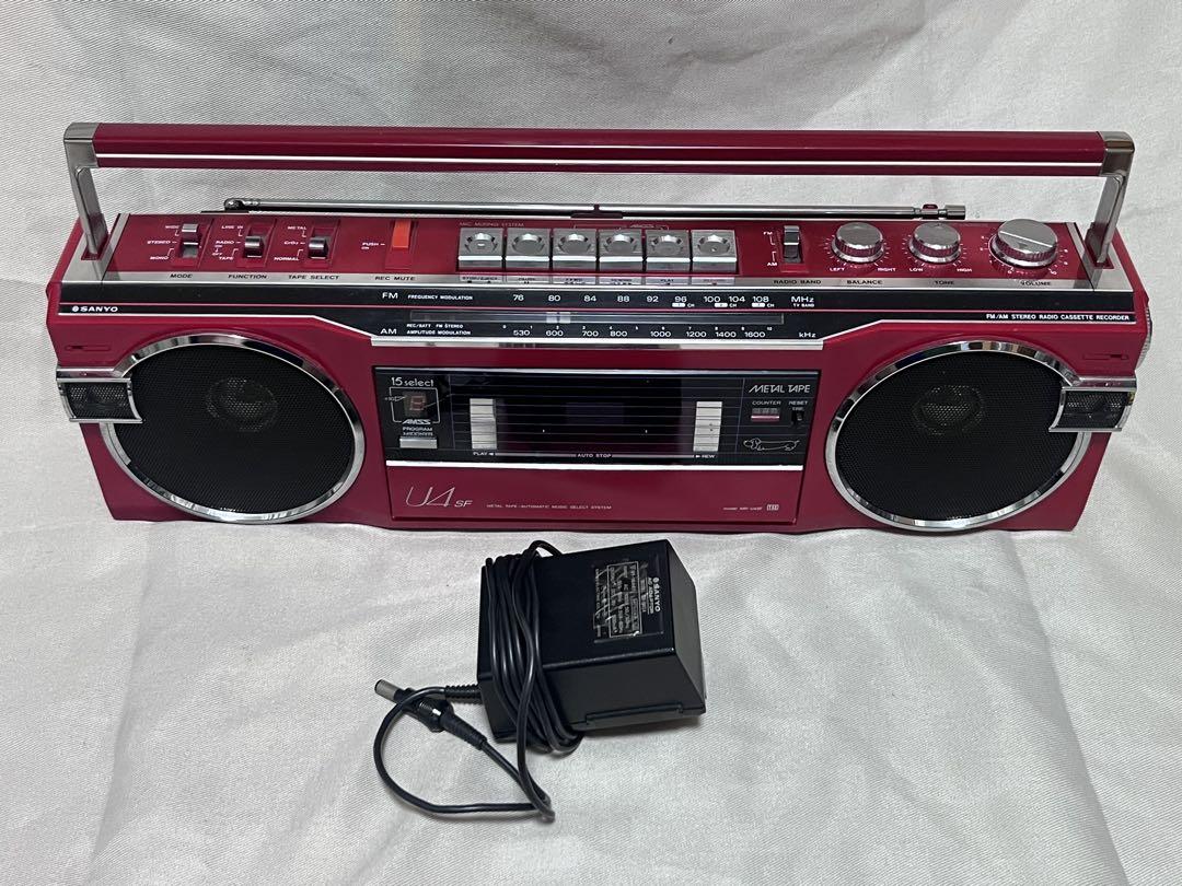 SANYO 赤 ラジカセ MR-U4SF（レトロ）
