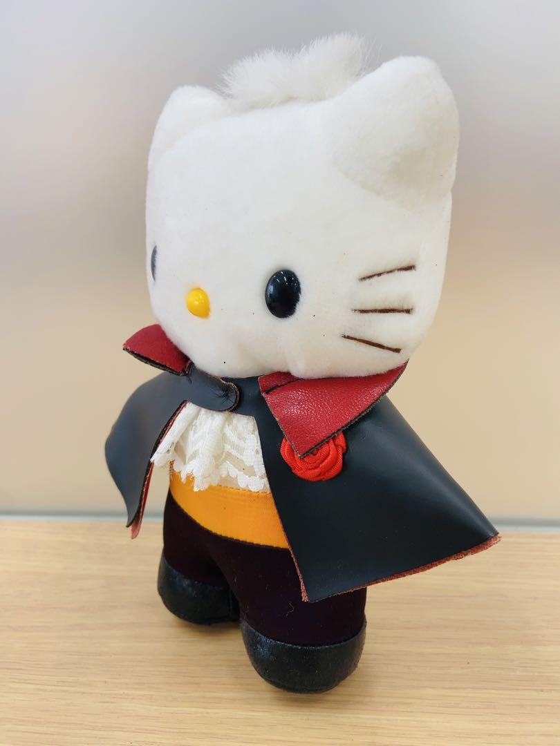 ハローキティ　キティちゃん　ぬいぐるみ　ドラキュラ