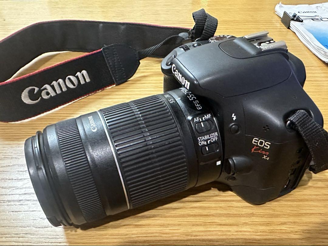 【値下げ】canon eos kiss x4 一眼レフ 三脚付き　レンズ２本