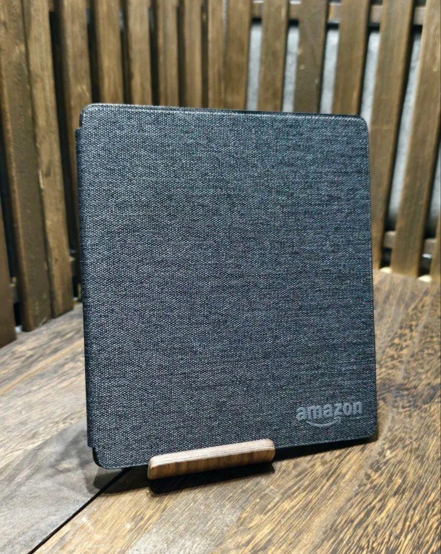 美品　Amazon Kindle Oasis 32GB 第10世代　S8IN4O電子書籍リーダー本体