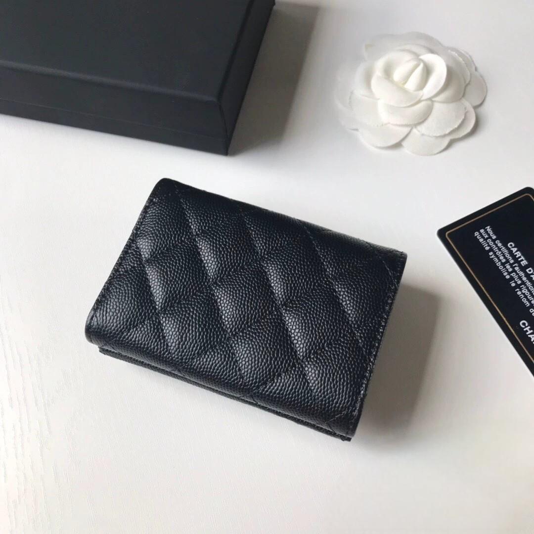 《極美品》大人気CHANEL ブラック 三つ折り財布