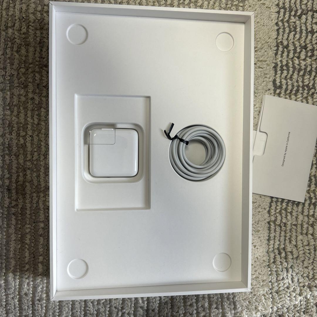 ほぼ新品✨MacBook air 13インチ 2020M1 16GB 512GB