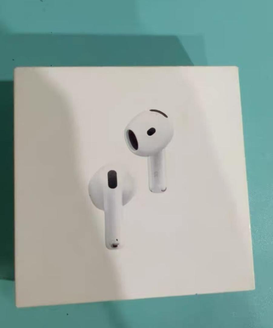 純正新品AirPods 4 アクティブノイズキャンセリング