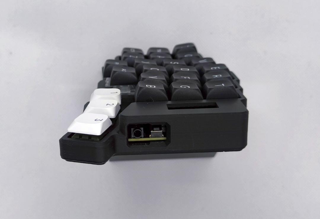 ぴーと様向けのKeyball44ケース、トラックボールケースのセット