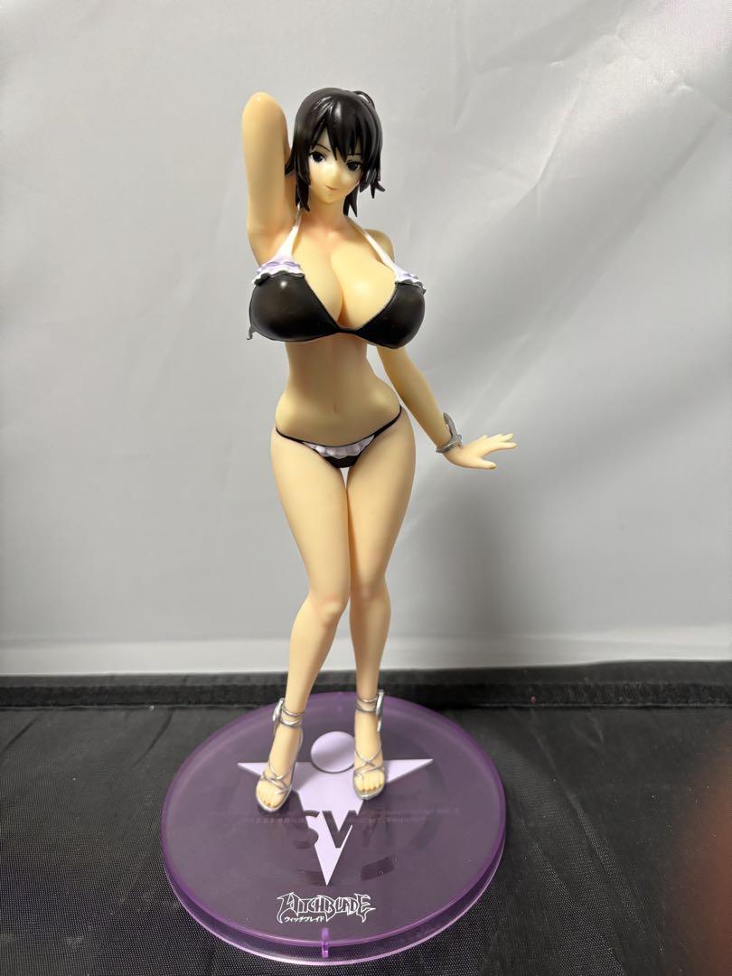 ウィッチブレイド　都築栞　黒ビキニ