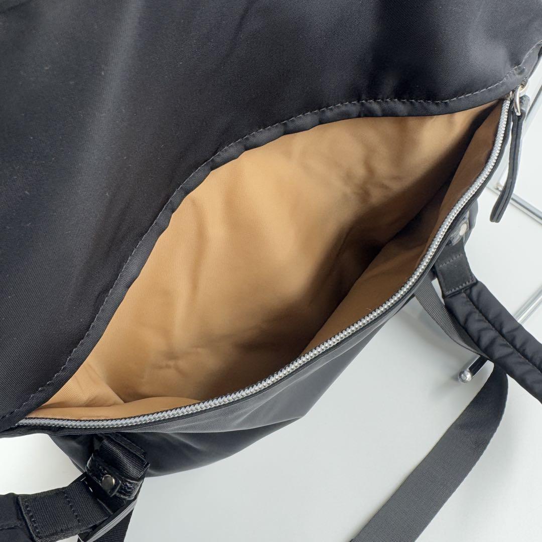 美品 LA BAGAGERIE ラバガジェリー ナイロン バックパック ブラック