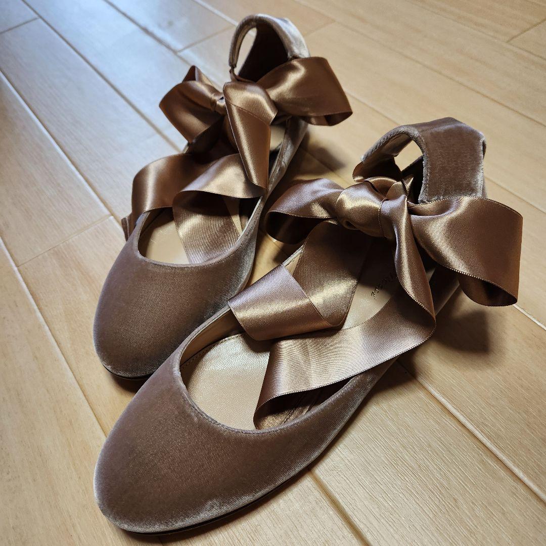 【新品】ジャンヴィトロッシ　バレエ　シューズ　パンプス