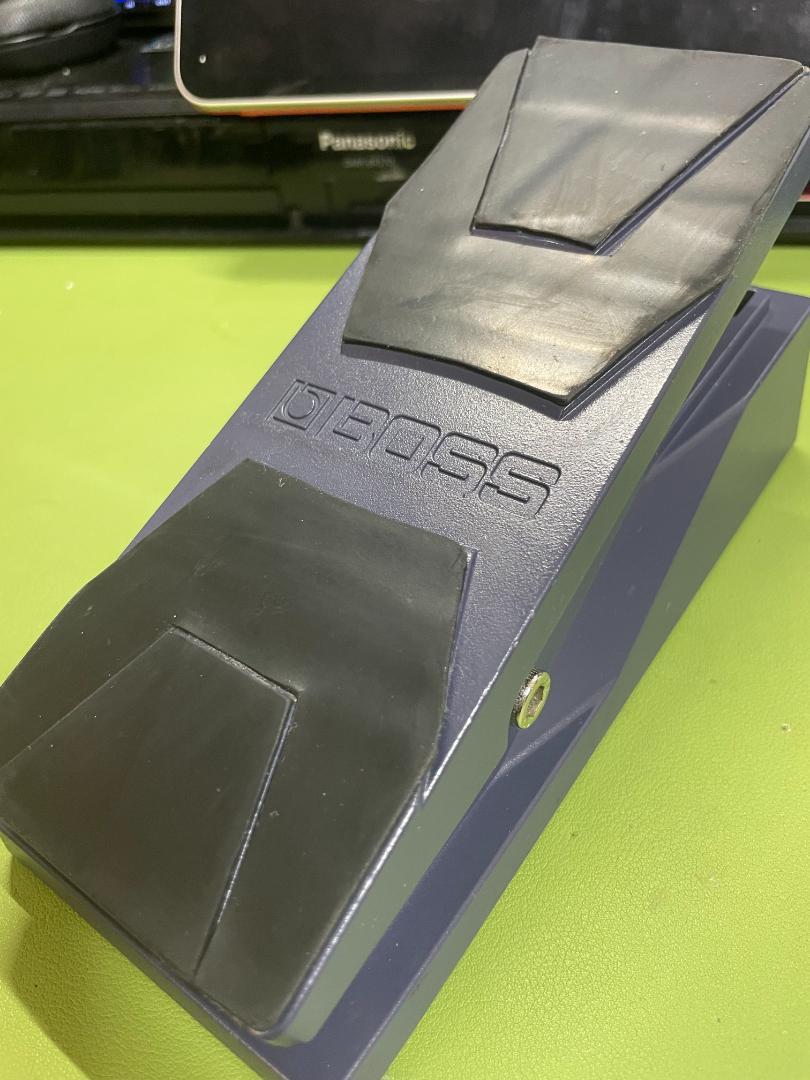 BOSS EV-30 エクスプレッションペダル
