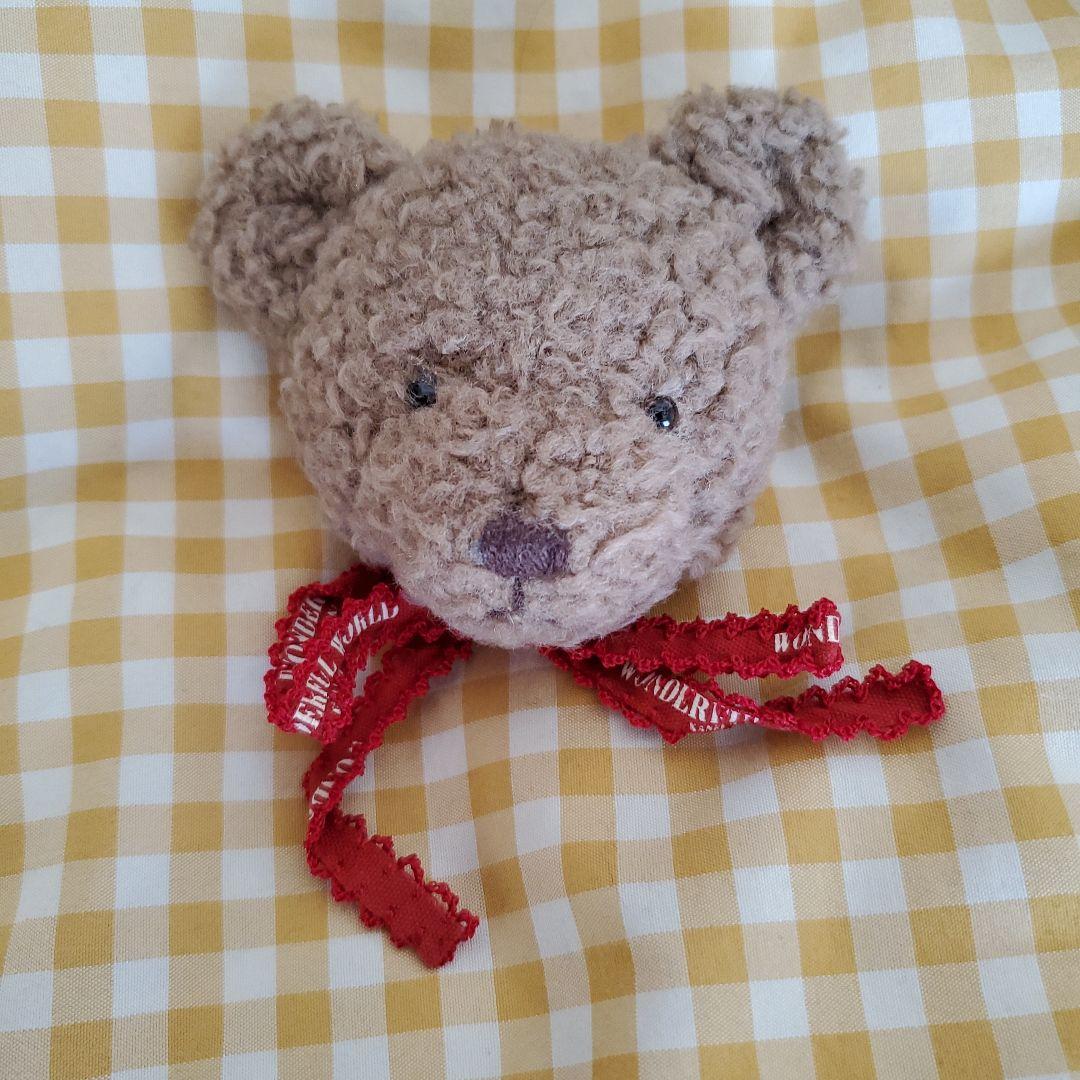 ワンダフルワールド　クマ柄チュニックとブローチ