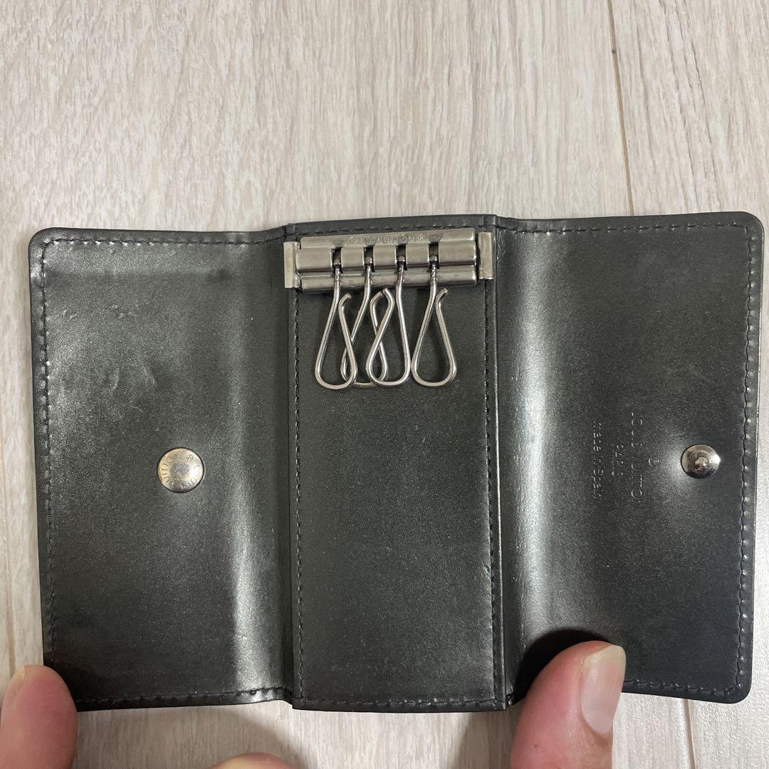 Louis Vuitton モノグラム シャドウジッピーウォレットヴェルティカル